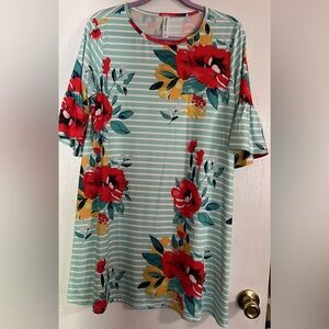 Tickled Teal boutique dress | size M